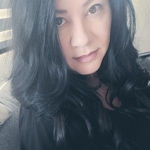 Meet your Posher, Lesa